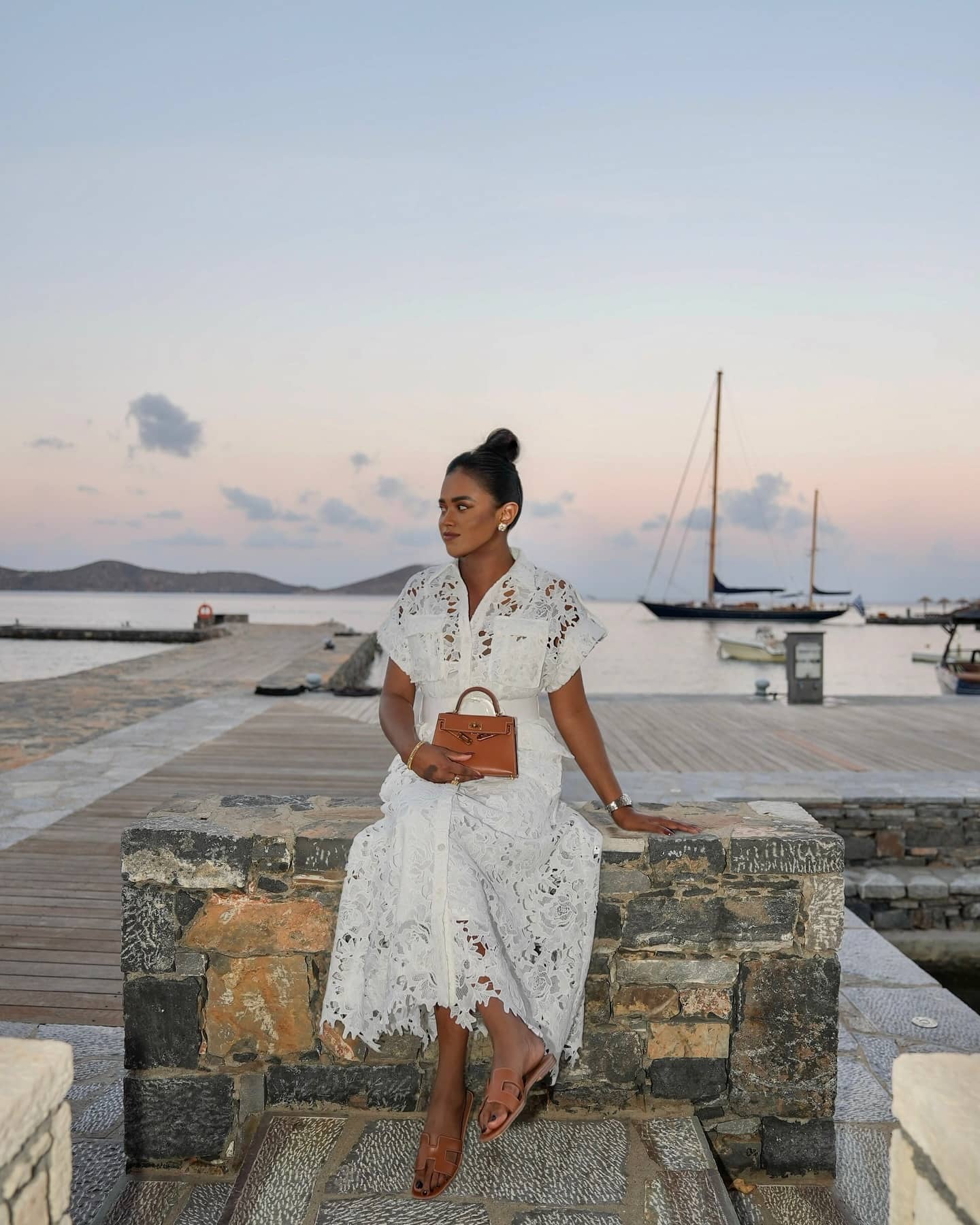 Date night diaries from Crete 🇬🇷 🤍

#holidaydress #holidayoutfits #datenightoutfit #beachholiday #eloundapeninsula #crete